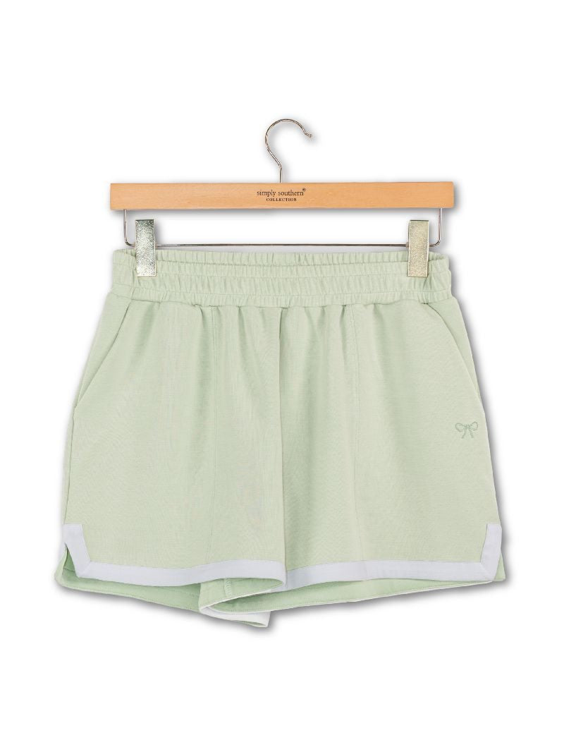 Pintuck Short